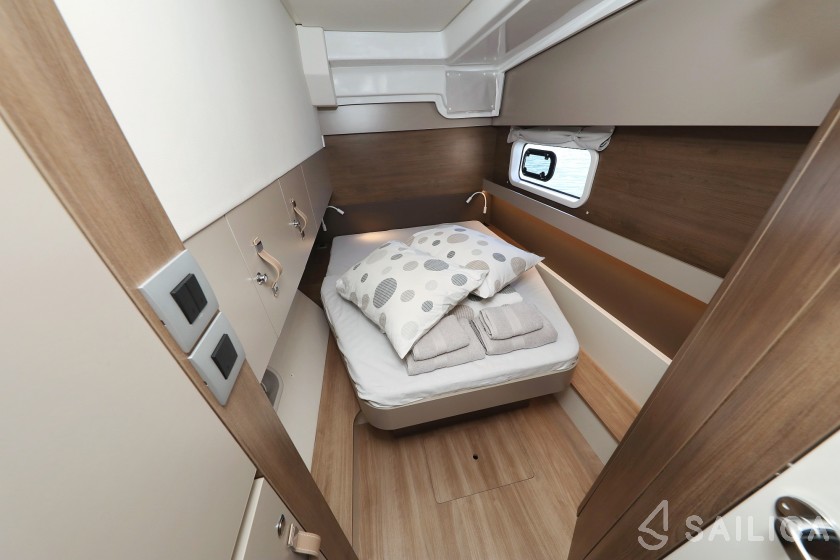 Bali Catspace - Yacht Charter Sailica
