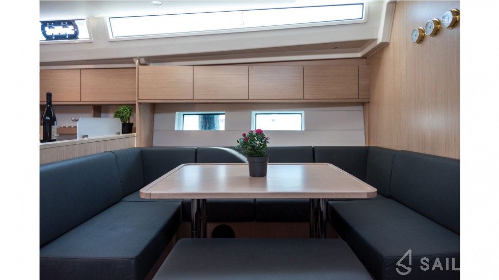Bavaria C50 - Yacht Charter Sailica