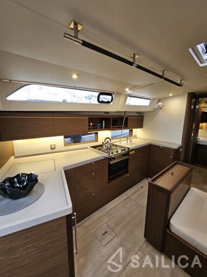 Oceanis 46.1 - Yacht Charter Sailica