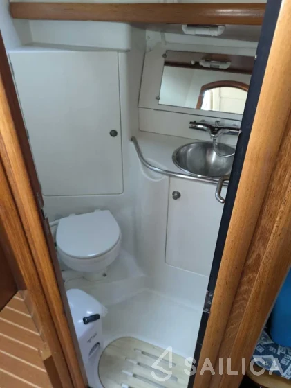 Sun Odyssey 37 - Yacht Charter Sailica