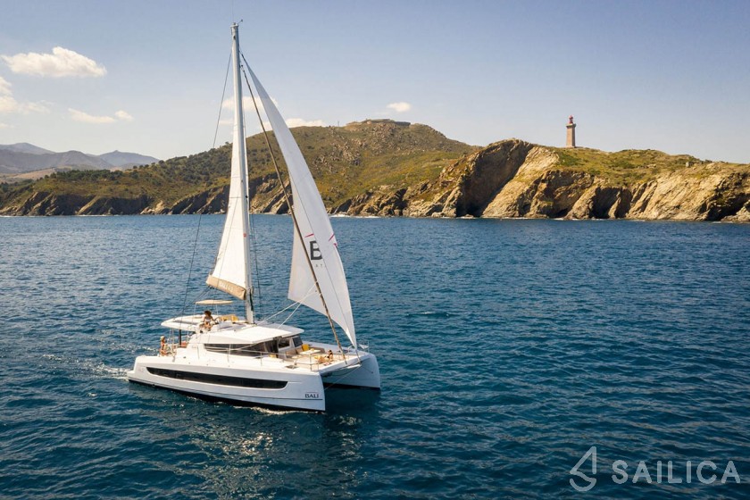 Bali 4.2 - Yacht Charter Sailica
