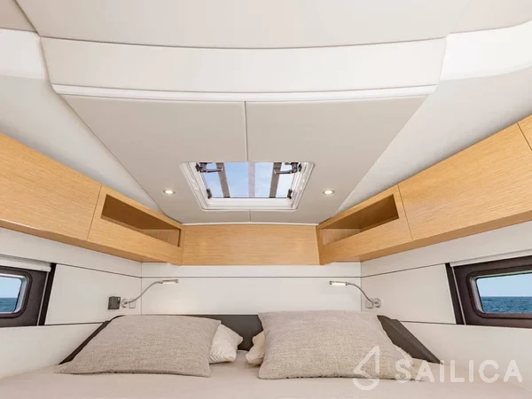 Hanse 460 - Yacht Charter Sailica