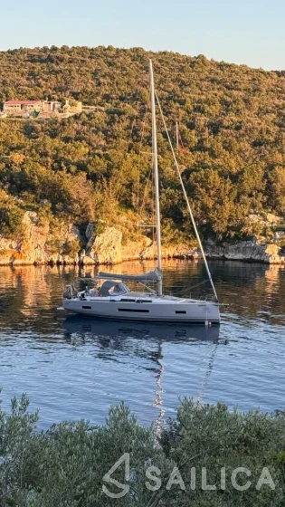 Hanse 460 - Yacht Charter Sailica