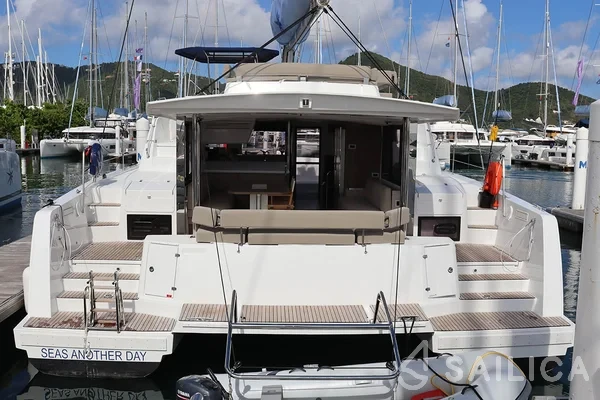 Bali 4.4 - Yacht Charter Sailica