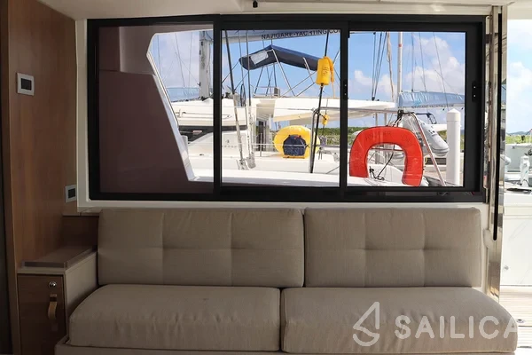 Bali 4.4 - Yacht Charter Sailica