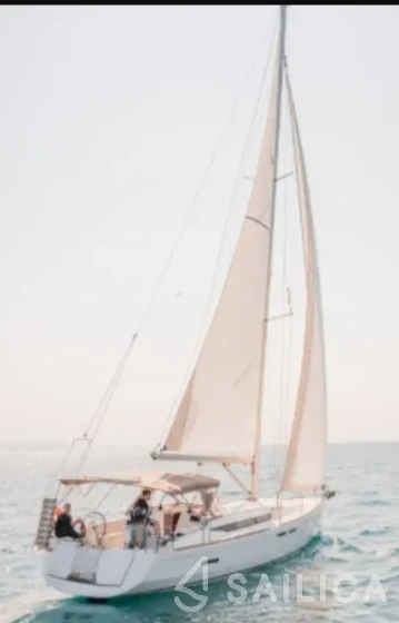 Sun Odyssey 449 - Yacht Charter Sailica