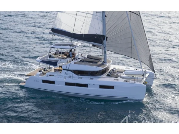 Lagoon 51 - Yacht Charter Sailica