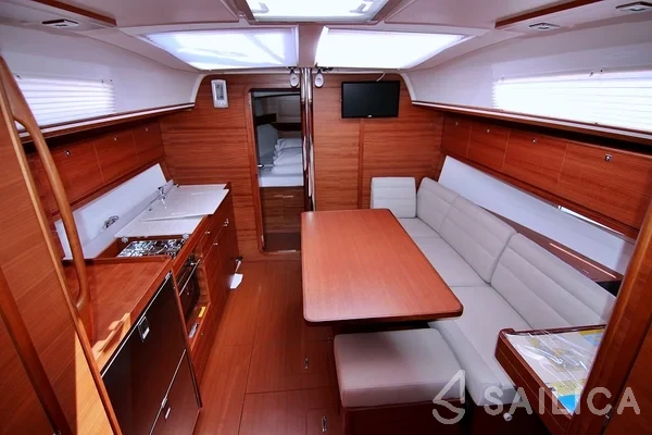 Dufour 382 GL - Yacht Charter Sailica