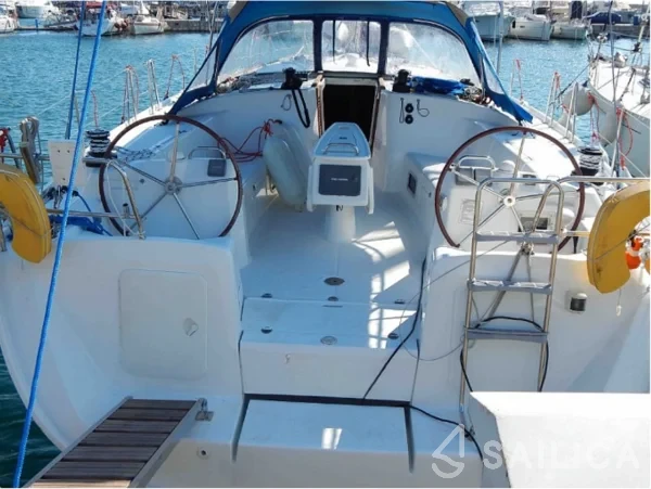 Cyclades 50.5 - Yacht Charter Sailica