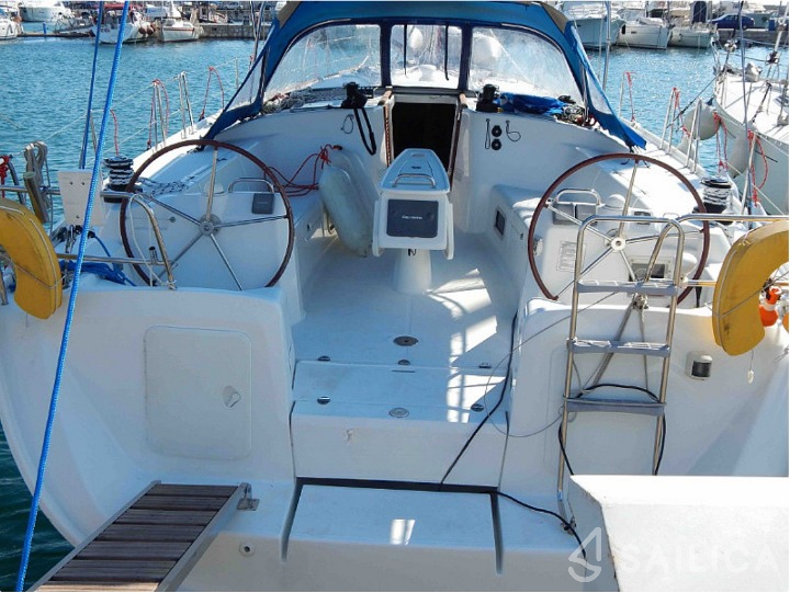 Cyclades 50.5 - Yacht Charter Sailica