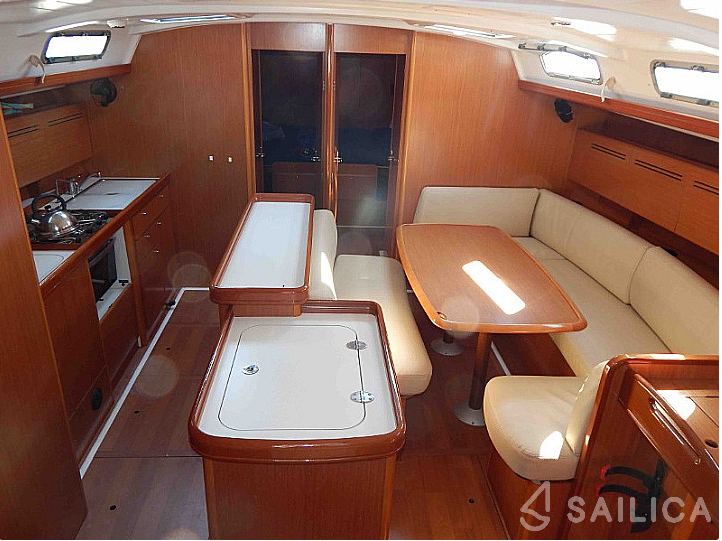 Cyclades 50.5 - Yacht Charter Sailica