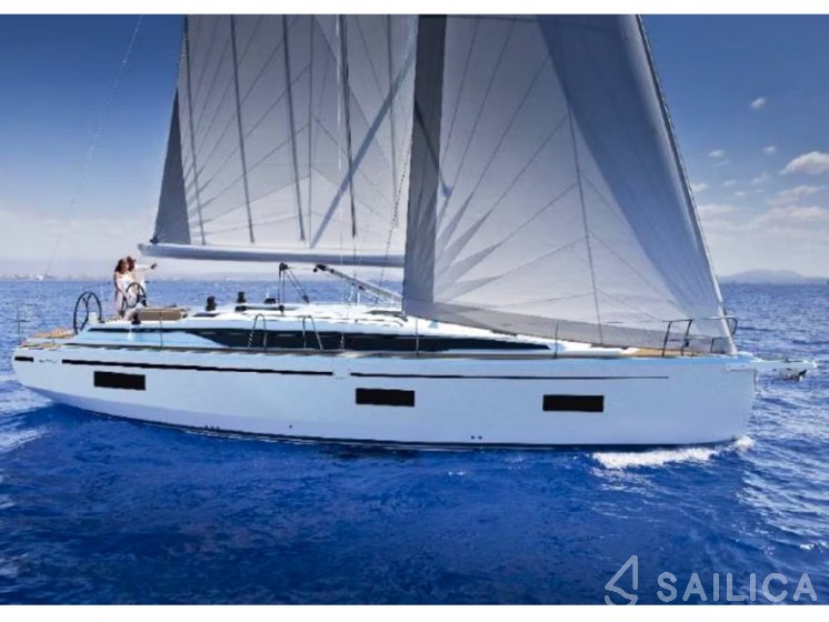 Bavaria C42 - Yacht Charter Sailica