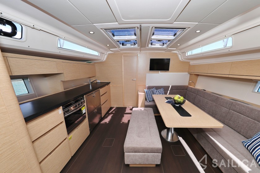 Hanse 508 - Yacht Charter Sailica