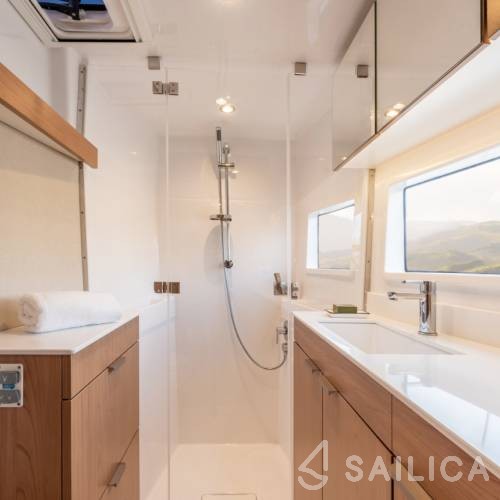 Bali Catsmart - Yacht Charter Sailica