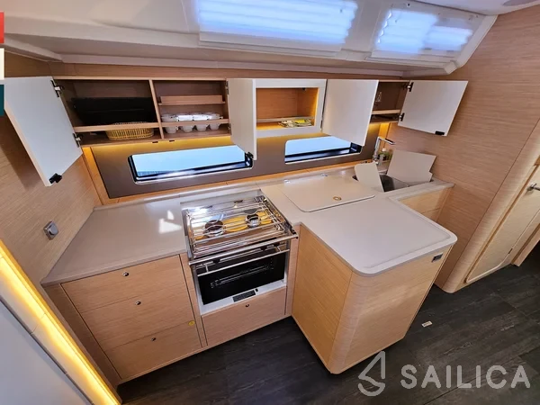 Dufour 41 - Yacht Charter Sailica