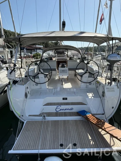 Bavaria 46 Cruiser - Yacht Charter Sailica