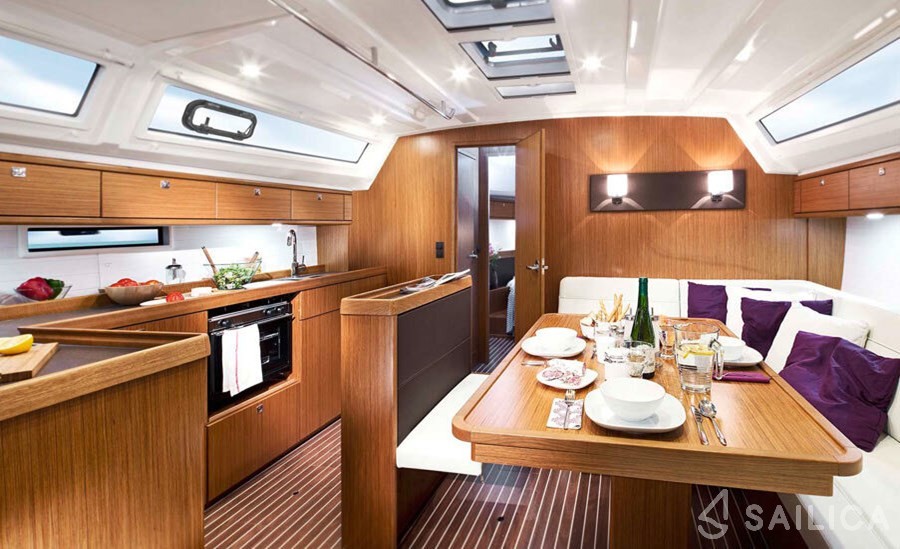 Bavaria 46 Cruiser - Yacht Charter Sailica