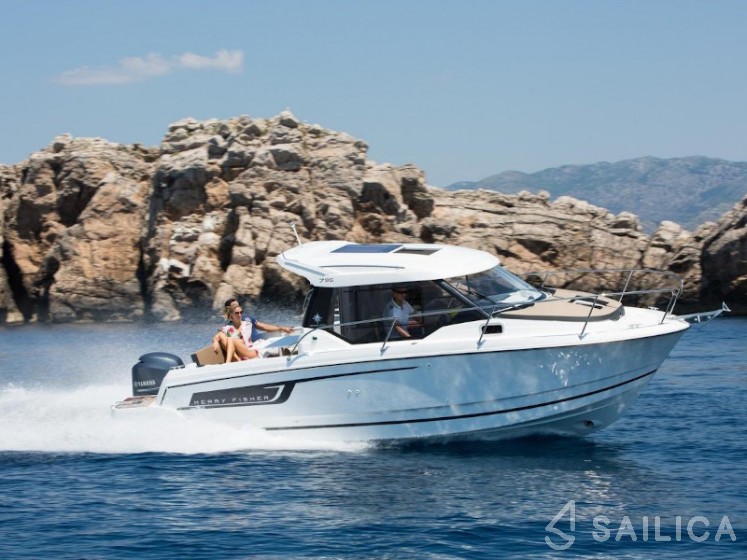 Merry Fisher 795 - Yacht Charter Sailica