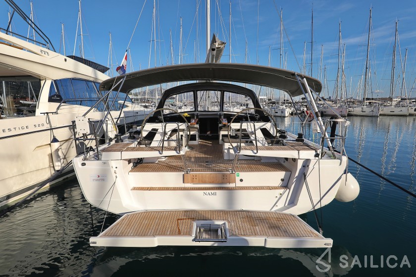 Hanse 460 - Yacht Charter Sailica