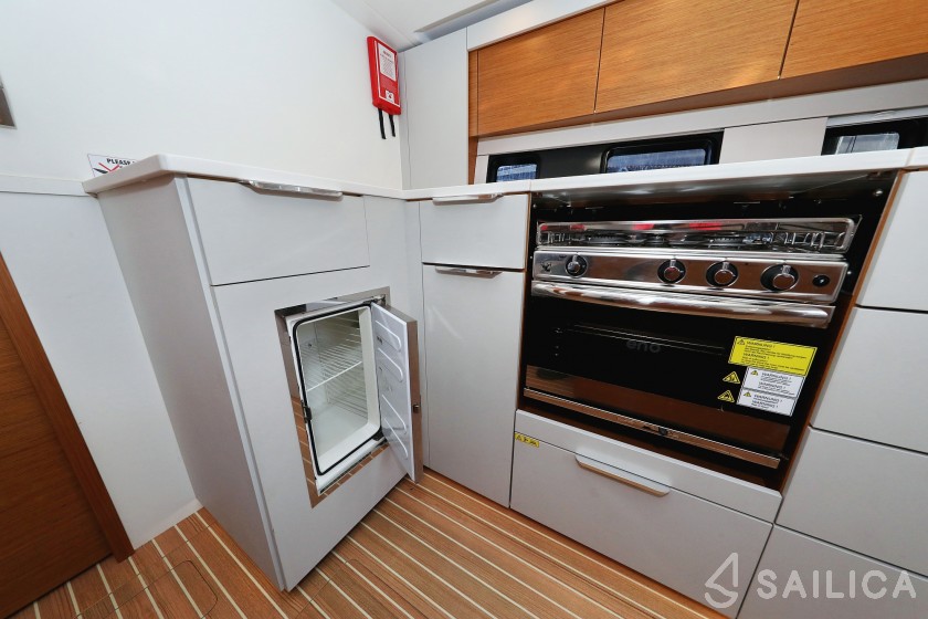 Hanse 460 - Yacht Charter Sailica