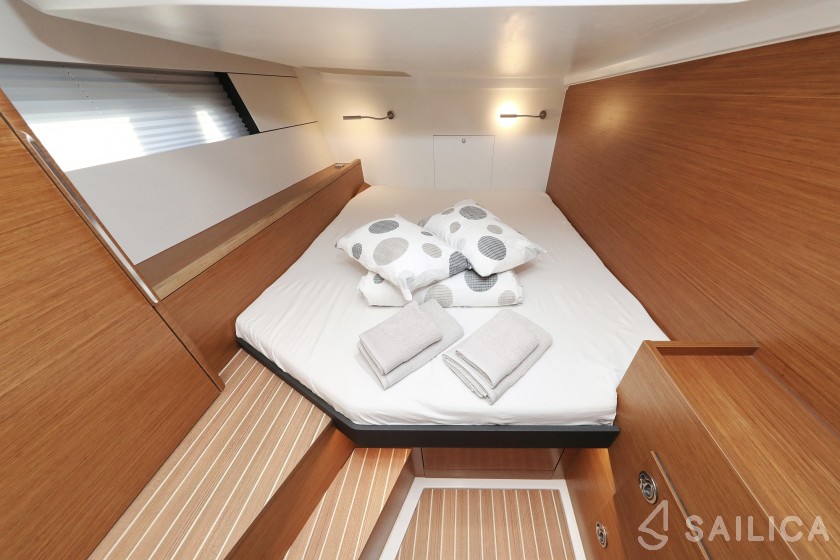 Hanse 460 - Yacht Charter Sailica