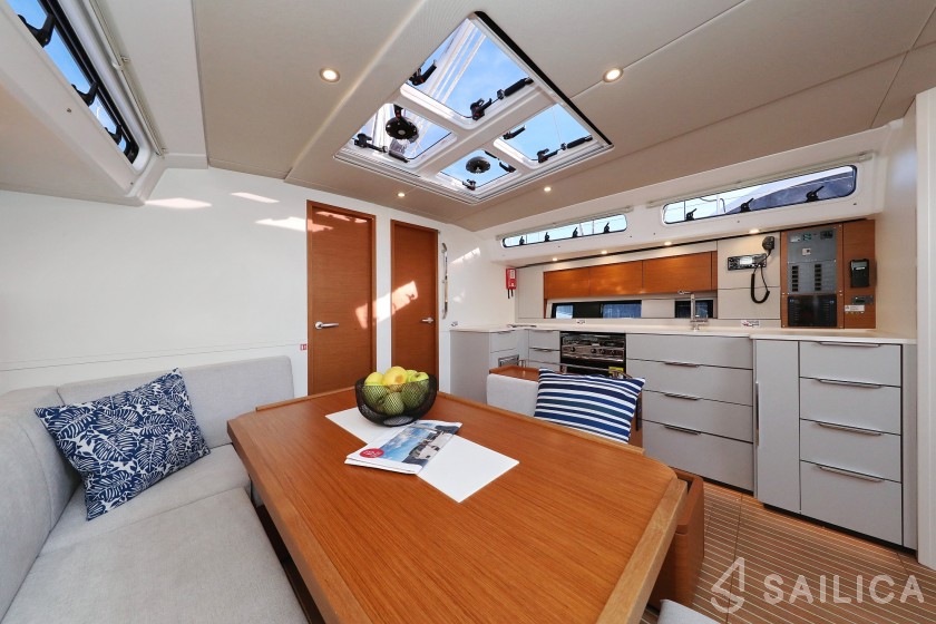 Hanse 460 - Yacht Charter Sailica