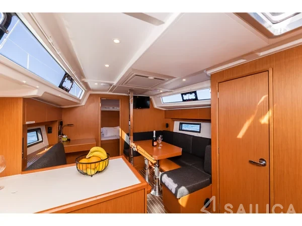 Bavaria C38 - Yacht Charter Sailica