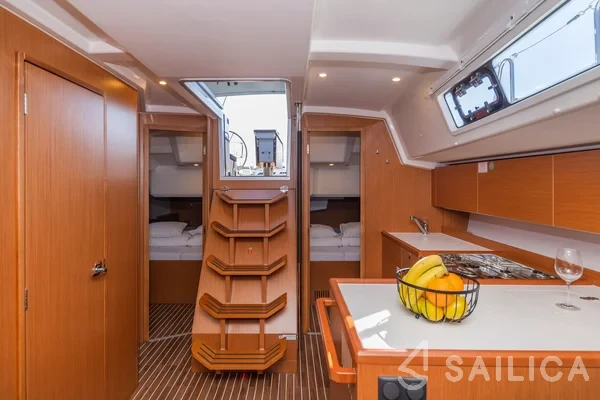 Bavaria C38 - Yacht Charter Sailica