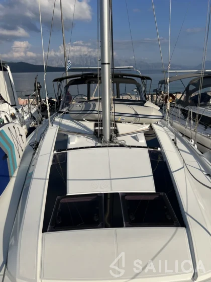 Oceanis 46.1 - Yacht Charter Sailica