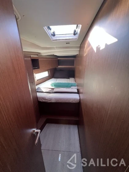 Oceanis 46.1 - Yacht Charter Sailica