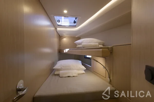 Bavaria C45 - Yacht Charter Sailica