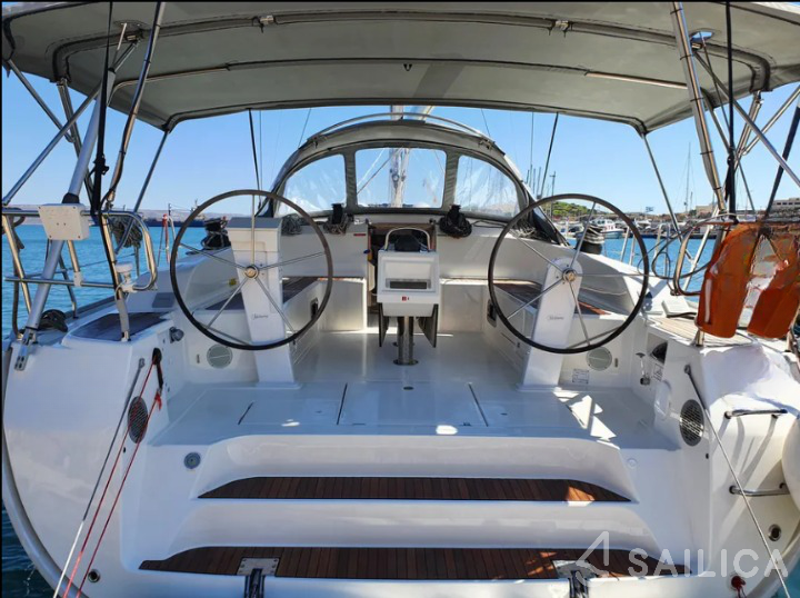 Bavaria 51 Cruiser - Yacht Charter Sailica