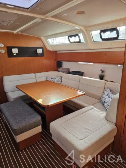 Bavaria 51 Cruiser - Yacht Charter Sailica