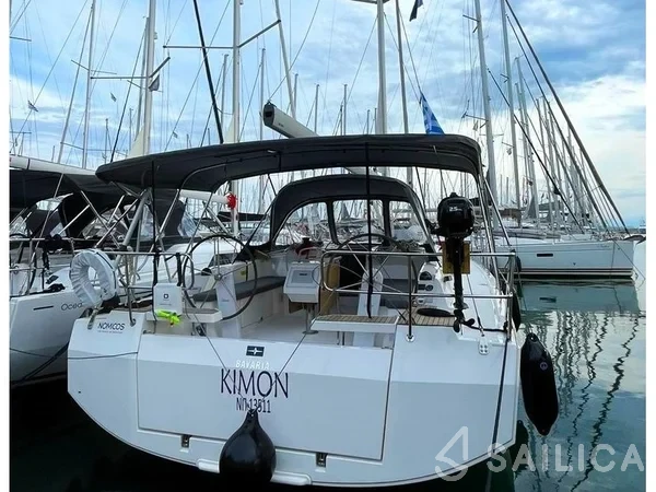 Bavaria C42 - Yacht Charter Sailica