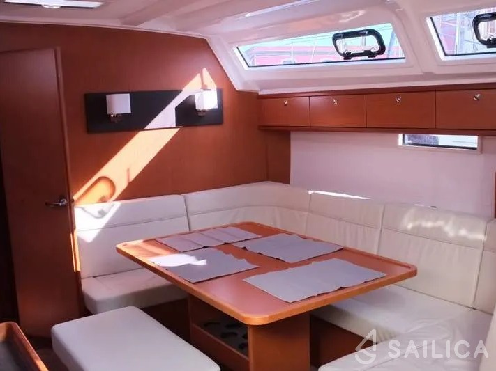 Bavaria 46 Cruiser - Yacht Charter Sailica