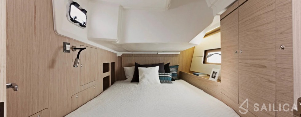 Oceanis 46.1 - Yacht Charter Sailica