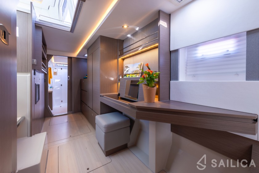 Leopard 45 - Yacht Charter Sailica