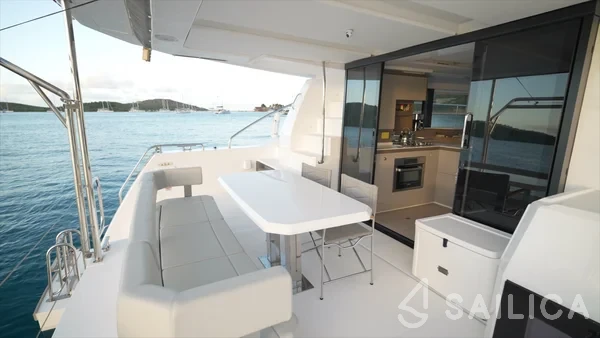 Leopard 40 PC - Yacht Charter Sailica