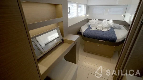 Leopard 40 PC - Yacht Charter Sailica