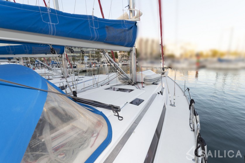 Sun Odyssey 469 - Yacht Charter Sailica