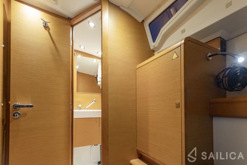 Sun Odyssey 469 - Yacht Charter Sailica