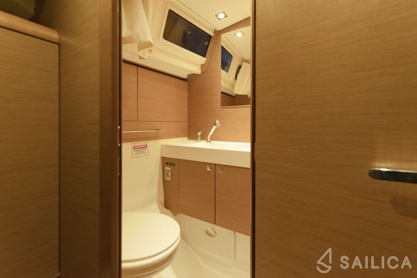 Sun Odyssey 469 - Yacht Charter Sailica