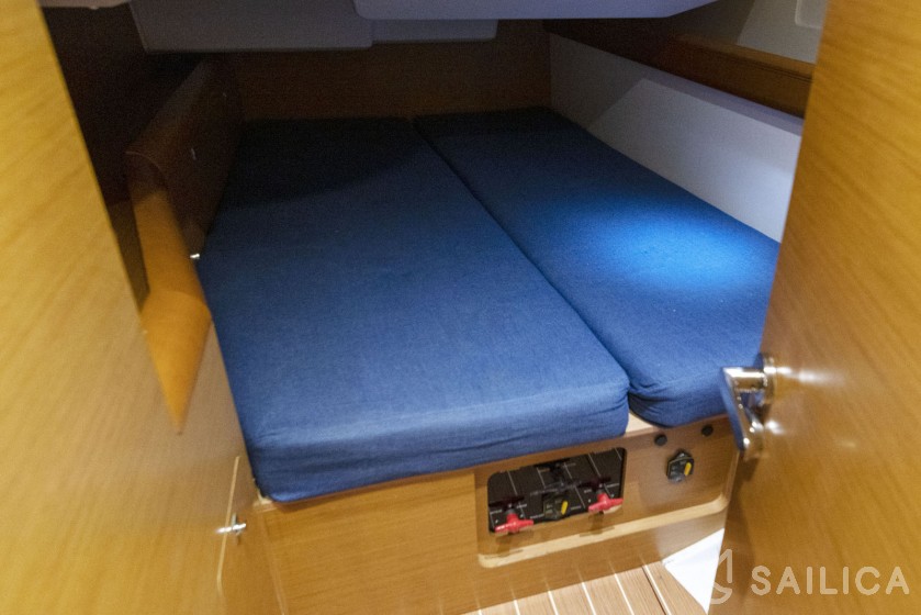 Sun Odyssey 469 - Yacht Charter Sailica
