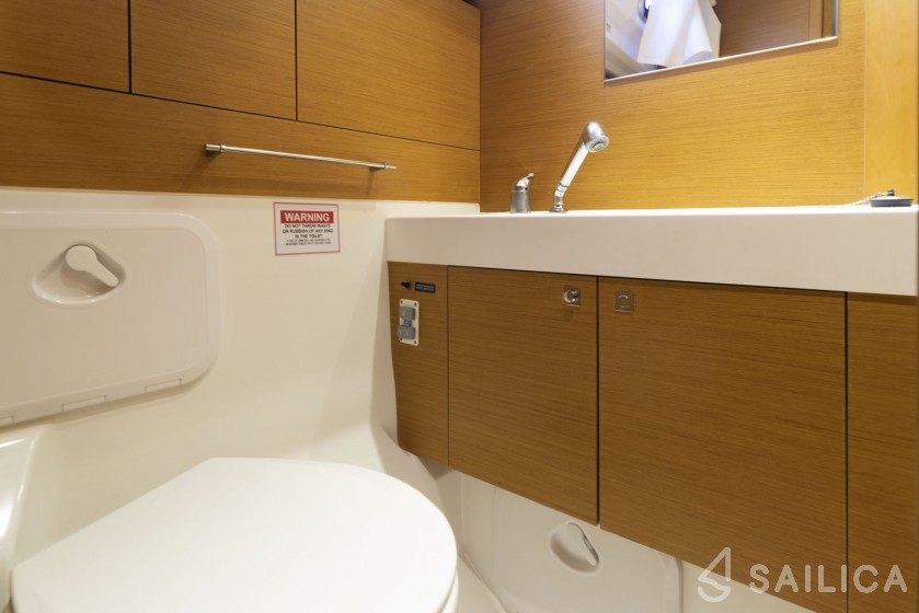 Sun Odyssey 469 - Yacht Charter Sailica
