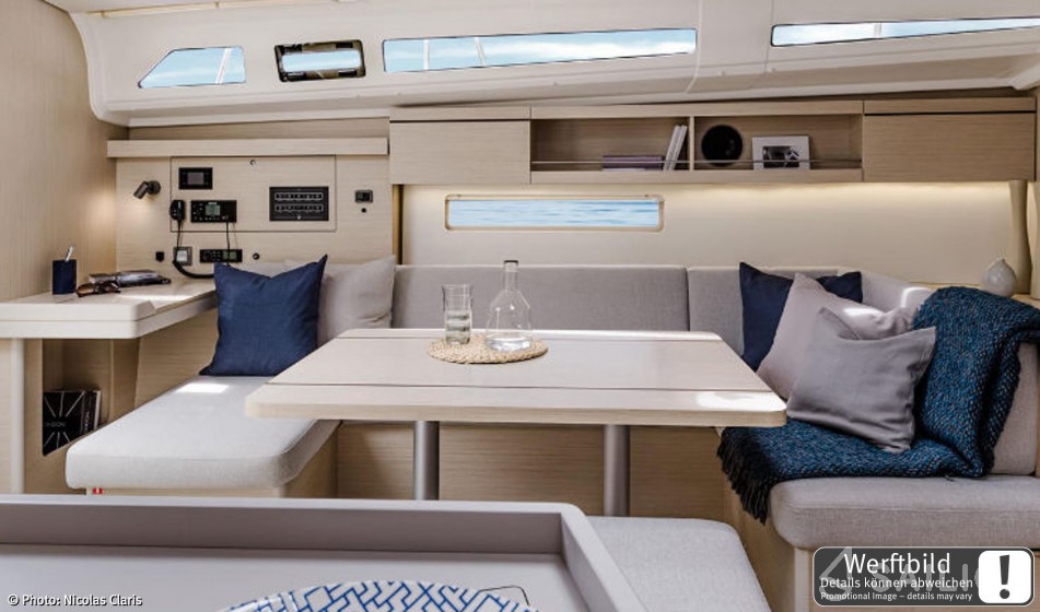 Oceanis 40.1 - Yacht Charter Sailica
