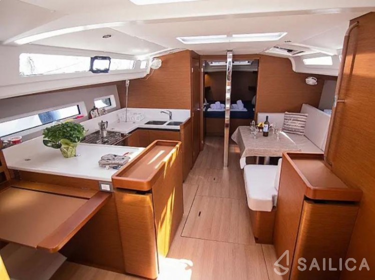 Sun Odyssey 440 - Yacht Charter Sailica