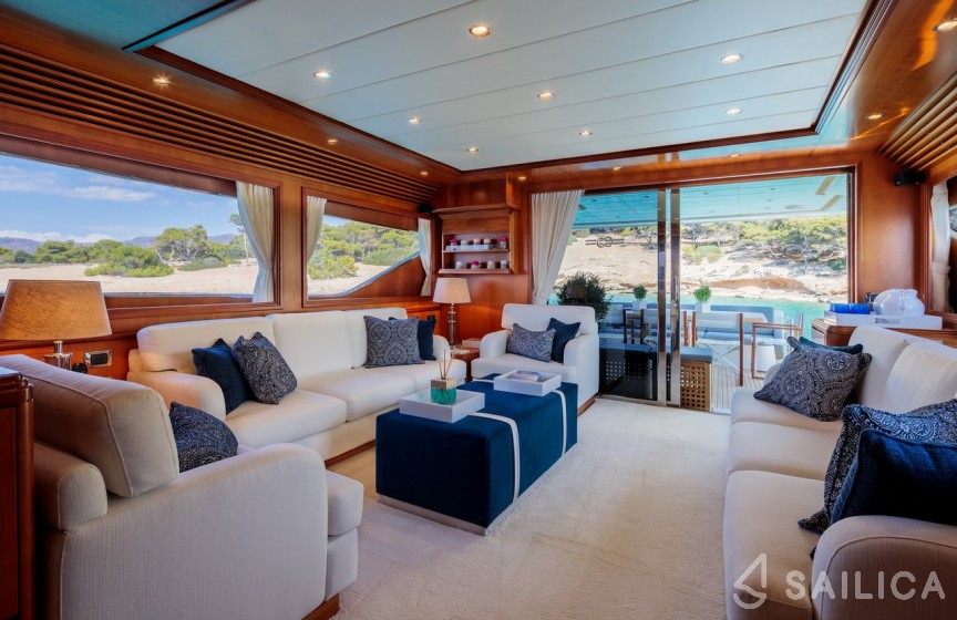 Alalunga 78 - Yacht Charter Sailica