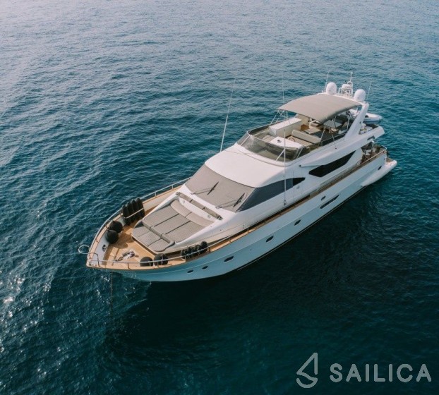Alalunga 78 - Yacht Charter Sailica