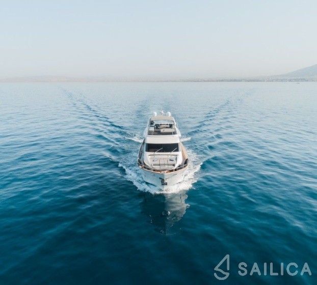 Alalunga 78 - Yacht Charter Sailica