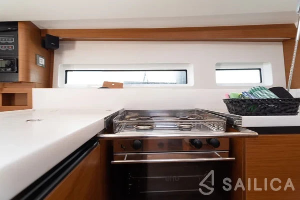 Sun Odyssey 440 - Yacht Charter Sailica